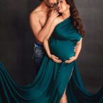 Rochelle Rao Instagram - Here’s some of the BTS fun from our last shoot.. @keithsequeira looking so serious because he was concentrating on posing and not letting me fall at the same time! Photography - @nancy_bindal_photography Hair - @rachelstylesmith Reel edit - @flamingo.productions Makeup - @prakatwork