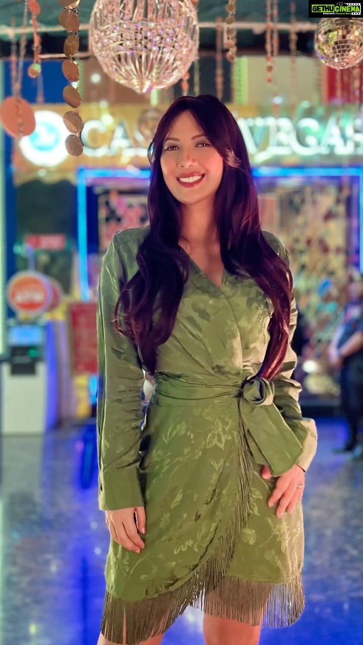 Rochelle Rao Instagram - I have been lucky enough to do a lot of work during this Pregnancy, here’s one of the work trips we took when we were first cleared for travel. If you remember I had posted some other pictures and videos from this trip. I had traveled to Nepal for an appearance.. Did you notice anything different?? Let me know in the comments! So grateful to still be working and still feel like myself (mostly)… looking forward to the parts of me that will change and grow through this season too! Shot & edited by @flamingo.productions @being_flamingo HMU @sharaddhamnaskar