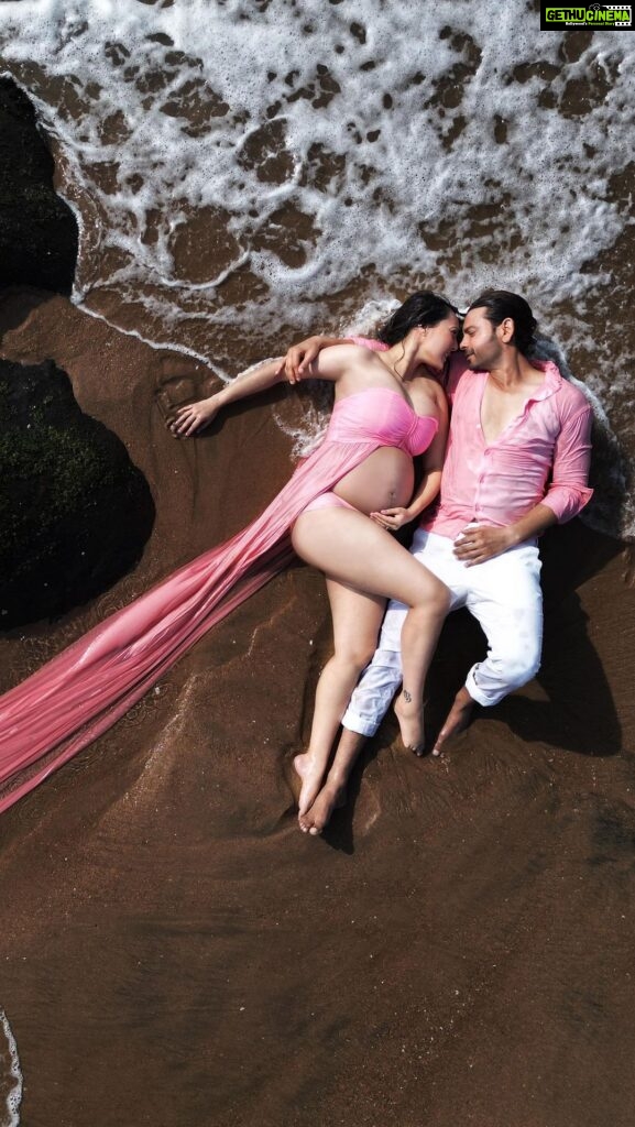 Rochelle Rao Instagram - Unplanned Beach Barbie & Ken Moment! Some of my best memories have been on this beach, And my most iconic shoots have been on the beach.. Wether it was my Femina Miss India Calendar or My Kingfisher Calendar.. So I was overjoyed to have this moment to share with @keithsequeira … A moment where I felt just like my old self, while celebrating & welcoming the new roll I’m about to take on! @soondah_wamu was somewhere in-between concern for me & creative genius while Keith found it very hard to stop being the doting husband & dad & lie down for a moment to get this shot! Thank you both for going along with my madness and giving this to be Mom the picture she dreamed off! #kero #beachbaby