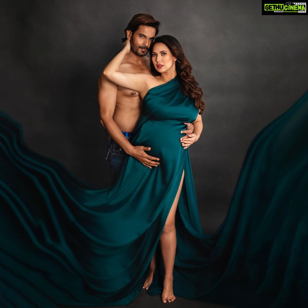 Rochelle Rao Instagram - A maternity session that's as scorching as their love for each other. 🔥💑 @rochellerao you’re an embodiment of grace and beauty♥️ @keithsequeira your strength and love for your lady shine in every frame. 🫶🏻 Wishing this power couple endless love and joy on their path to parenthood! 👶✨ Thank you for trusting me to capture these precious memories for you guys! Cannot wait to meet the little one 👶🏻🤗 Make up @prakatwork Shot on @canonindia_official Styled by @sonaldaga.official Hair @rachelstylesmith #celebritymaternitystyle #celebritymaternityphotographer #celebritymaternityphotography Nancy Bindal Photography