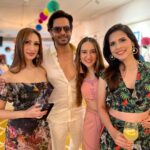 Rochelle Rao Instagram - They’re about to POP!! 🎈Had a blast at the Kero Baby shower waiting to welcome my Sister @rochellerao’s little one! Masi love is a special kind of love! @keithsequeira you’re going to be a great dad! ❤️ Big shout out to the girl tribe @shwetapgoyal @natasha.jeyasingh and @lisabocarro! 💕
