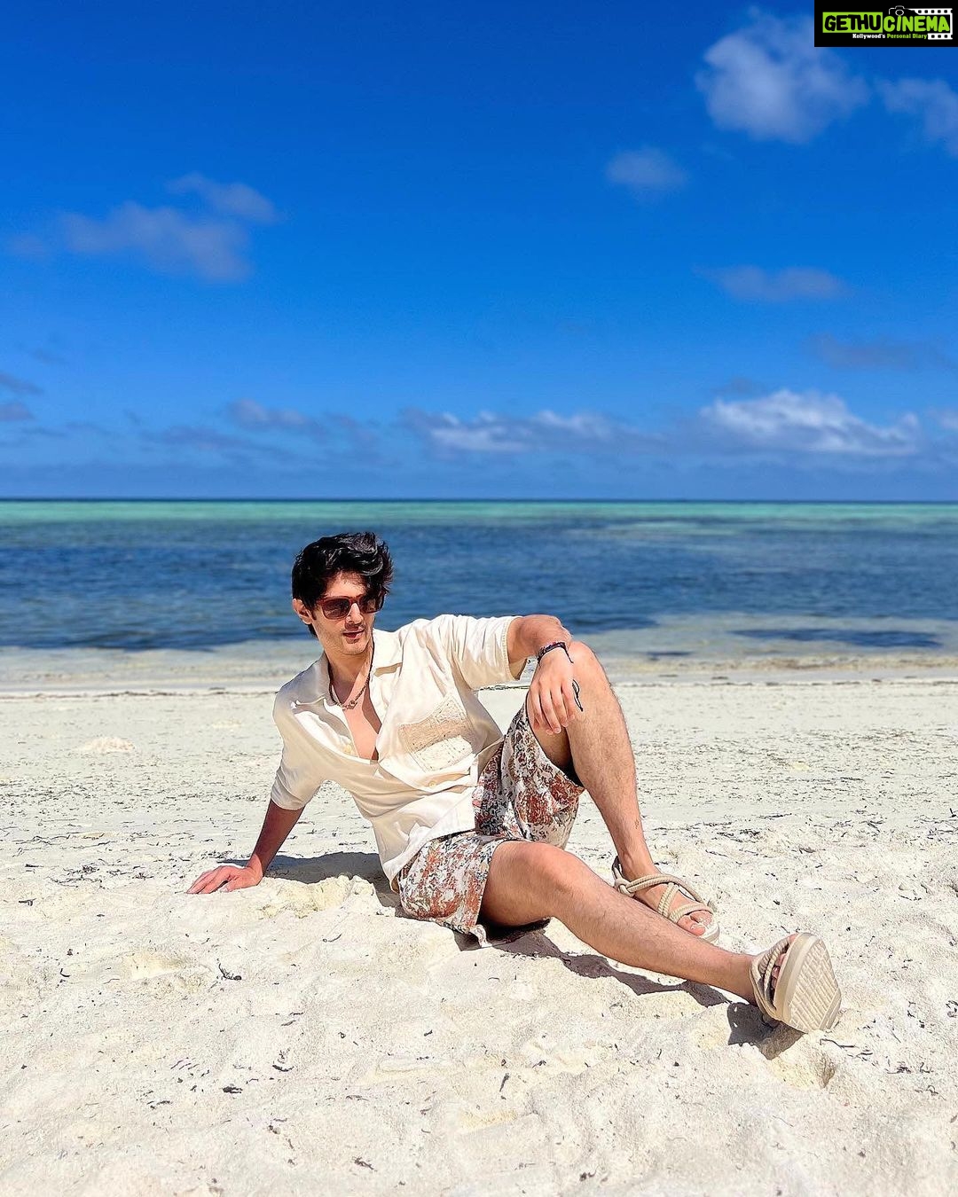 Rohan Mehra Instagram - Take me back 🥹❤️ #throwbackthursday