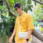Rohan Mehra Instagram - What makes an ordinary vacation an EXTRAORDINARY experience? My JBL Tune Buds🌴🎵 Now, you can also #MuteTheWorld and #TuneIntoPerfectSound with the new JBL Tune TWS Earbuds that offer amazing features like Active Noise Cancellation, JBL Pure Bass Sound, 24hrs battery life, customizable sound through the JBL Headphones App, and more🙌 I can’t wait for you all to experience Perfect Sound! Get your JBL Tune Earbuds NOW⭐ #JBLxRohanMehra #JBLIndia #PerfectSound #JBLTuneBuds #TWS #Vacation #Holiday #Music #VacationVibes #RohanMehra