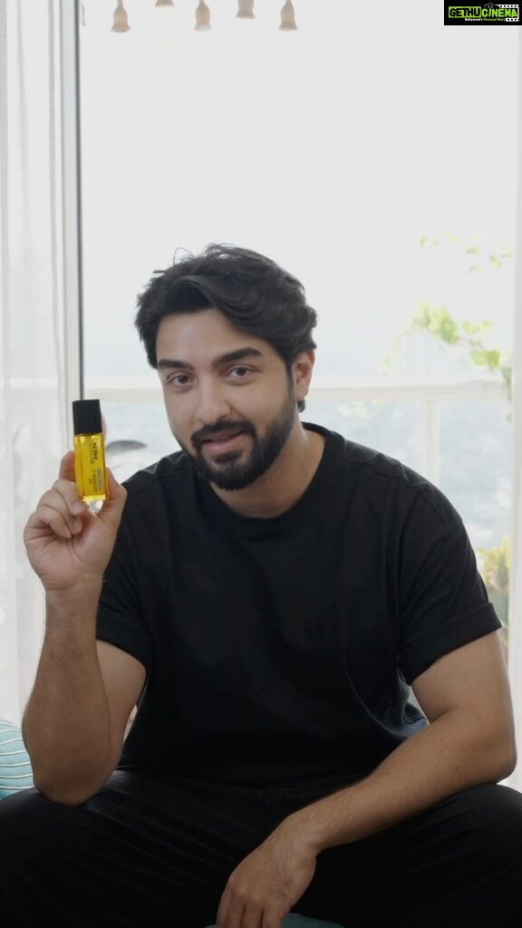 Rohit Suchanti Instagram - Hi guys! I know you and me both struggle when it comes to skincare. Not to worry! I have found the best way to take care of your skin. Without you having to use 10 products! 😁 It’s Time to go Turbo with @thegarnierman TurboBright range Brighten up in minutes with our TurboBright Super Serum Gel and the TurboBright Facewash with the power of 5X Vitamin C for 5X faster brighter skin ☀️ #Ad #GarnierMen #GarnierIndia #TimeToGoTurbo #TurboBrightRange #TurboBrightSuperSerumGel