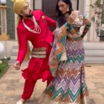Rohit Suchanti Instagram - Haath Nhi Uthana Tha Na 😂😂🤣 #reels #rishmi #funnyreels