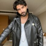 Rohit Suchanti Instagram - I always catch you Staring 👀