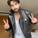 Rohit Suchanti Instagram - I always catch you Staring 👀