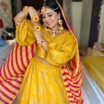 Roopal Tyagi Instagram - मक्खन का कटोरा, फूलों की बहार, मिश्री की मिठास, मैया का प्यार और दुलार, मुबारक हो सबको जन्माष्टमी का त्यौहार ! कृष्ण जन्माष्टमी की शुभकामनाएं ! #krishnajanmashtami #radhakrishna
