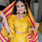 Roopal Tyagi Instagram - मक्खन का कटोरा, फूलों की बहार, मिश्री की मिठास, मैया का प्यार और दुलार, मुबारक हो सबको जन्माष्टमी का त्यौहार ! कृष्ण जन्माष्टमी की शुभकामनाएं ! #krishnajanmashtami #radhakrishna