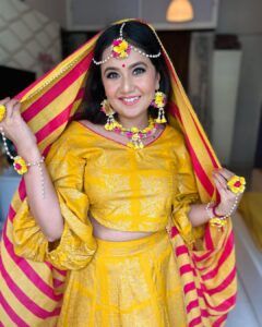 Roopal Tyagi Instagram - मक्खन का कटोरा,

फूलों की बहार,

मिश्री की मिठास,

मैया का प्यार और दुलार,

मुबारक हो सबको जन्माष्टमी का त्यौहार !

कृष्ण जन्माष्टमी की शुभकामनाएं ! 

#krishnajanmashtami #radhakrishna