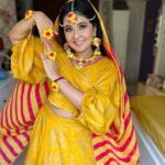 Roopal Tyagi Instagram - मक्खन का कटोरा, फूलों की बहार, मिश्री की मिठास, मैया का प्यार और दुलार, मुबारक हो सबको जन्माष्टमी का त्यौहार ! कृष्ण जन्माष्टमी की शुभकामनाएं ! #krishnajanmashtami #radhakrishna