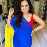 Roopal Tyagi Instagram - 💙 ❤️ 💛 #sareelove #sareegirlforever