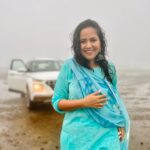 Roopal Tyagi Instagram - Instagram made me do it. I actually hate the rain 🤪 🌧️ 🩵 #ootd #skybluesalwarsuit #suit #indianwear #monsoon