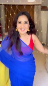 Roopal Tyagi Instagram - This song is 🫶🏼 #ohmeresonare #oldhindisongs #retro