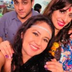 Roopal Tyagi Instagram - That's how the stars celebrated @niravpsoni the superstar's birthday #birthday #birthdayreels #bollywood #theme #party #actor #lightscameraaction #glamour #gratitude