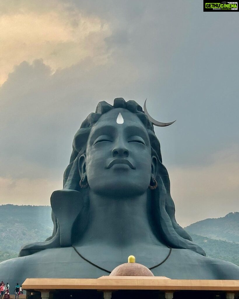 Roopal Tyagi Instagram - Aum Namah Shivaay 🕉 #adiyogi #aumnamahshivaya #ishafoundation #adiyogichikkaballapur #shivatemple #mahadev #nagatemple #naga Adiyogi Statue Chikkaballapur