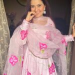 Roopal Tyagi Instagram - Thank you so much everyone for making my birthday so special 💖 I’m eternally grateful 🥹 #birthday #blessed #ootd #handpaintedanarkalisuit