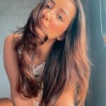 Roshmi Banik Instagram - Miss my long hair! 🥺