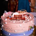 Rubina Bajwa Instagram - ਹਵਾ ਦੇ ਵਾਂਗ ਬੂਹੇ ਬਾਰੀਆਂ ‘ਚੋਂ ਲੰਘ ਜਾ ਇਕ ਦਿਨ ਦੀਵਾਰਾਂ ਵਿਚ ਘਿਰੇ ਰਹਿਣਾ ਤੇਰਾ ਅੰਦਾਜ਼ ਕਿਉਂ ਹੋਵੇ 🧿#BuheBariyan in Cinemas Worldwide on 15 th SEPTEMBER Music only on @tipspunjabi YouTube Channel! #buhebariyan @neerubajwa @nirmalrishiofficial @rubina.bajwa @udaypratapofficial @jagdeepsinghwarring @thite_santosh @sarla1990 @waheguru_academy @officialrupinderrupi @gurpreetkaur.bhangu.5 @iseemakaushal @simonesinghp @baljinderkaur_ballu #jatinderkaur #dharminderkaur @anita.meet @jaswinderbrarofficial @neha12dayal @malkeetrauni @sukhwinderrajbuttar @parkashgadhu @ballibaljitofficial @actordeepakniaz @sandy24fps @munishomjee @uifilmsind @amit.juneja.12 @sunnyrajusa @bharat_raawat @designer.nitasha @mandeeptaunque @jatindersingh811 @binnu_sharma @praveenaawara @gurmohdamusic @veetbaljit_ @Harinderkour5 @varunbansal08 @surinderbaba1 @ekam_balluana @jyoti.nooran.1998 @gurmeetsinghhofficial @Prabhbainsmusic @Chetsinghmusic @Simran_bhardwajofficial @sembhyk @arvindchoreographer @tips @kumartaurani @girishkumart @rachitsogani @itsneerubajwaentertainment