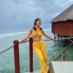Ruhani Sharma Instagram - Tell me your dream destination ? . . . . . . 📍 @mirihi_island_resort Mirihi Island Resort