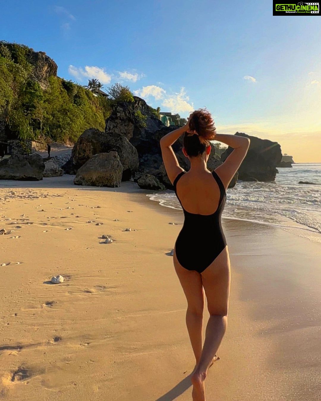 Ruhani Sharma Instagram - Beach day 🏝️ . . . . . . . 📍 @ayanaresort @bali.indonesia.explore Kubu Beach, Ayana Resort & Spa