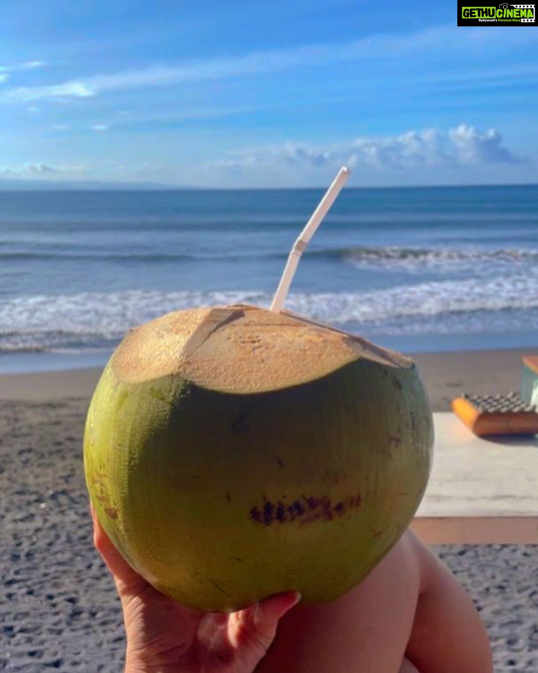 Ruhani Sharma Instagram - Beach day 🏝️ . . . . . . . 📍 @ayanaresort @bali.indonesia.explore Kubu Beach, Ayana Resort & Spa