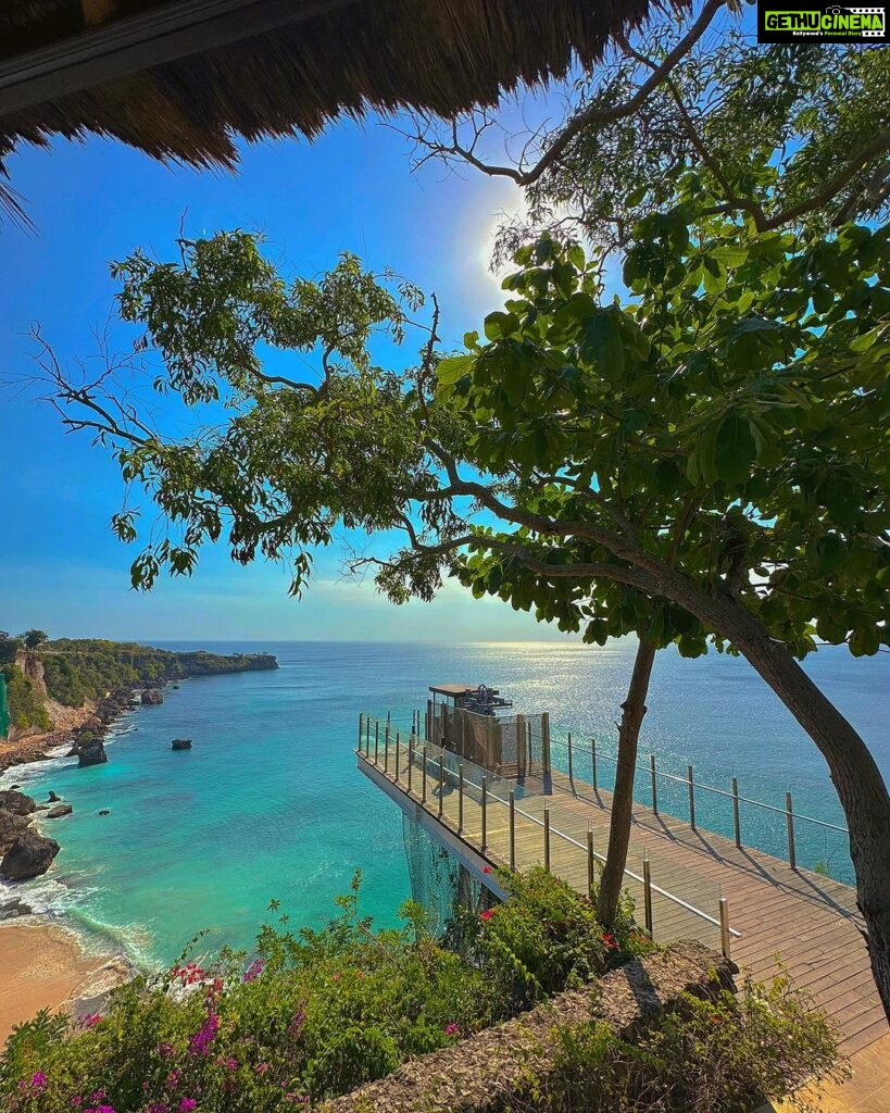Ruhani Sharma Instagram - Beach day 🏝️ . . . . . . . 📍 @ayanaresort @bali.indonesia.explore Kubu Beach, Ayana Resort & Spa