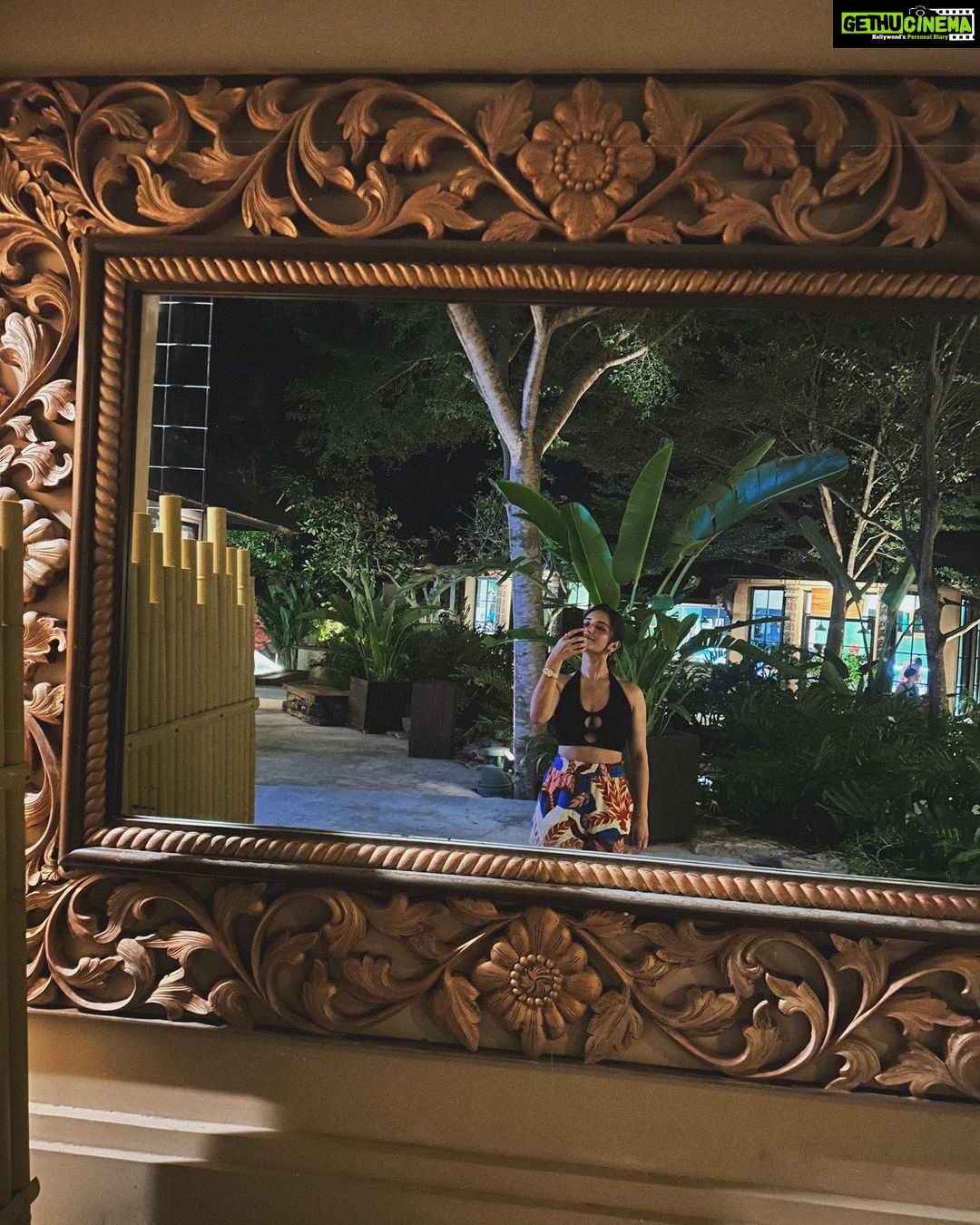 Ruhani Sharma Instagram - Serene ♥️ Rock Bar Ayana Resort