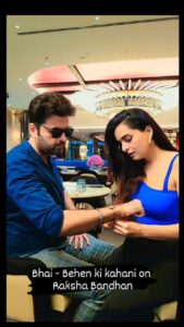 Ruhi Chaturvedi Instagram - Har Raksha Bandhan pe yea hi kahani hoti hai....
Kanjoos kahi ka 🙄 
.
.
.
#bhaibhenkapyar❤️ #taidahaipermerahai #lovelovelove