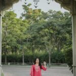 Ruhi Chaturvedi Instagram – Living my Rajshree moment Call me “महाराणी रुही” 👑
.
.
.
#queenlife👑 #udaipurdiaries Udaipur, Rajasthan