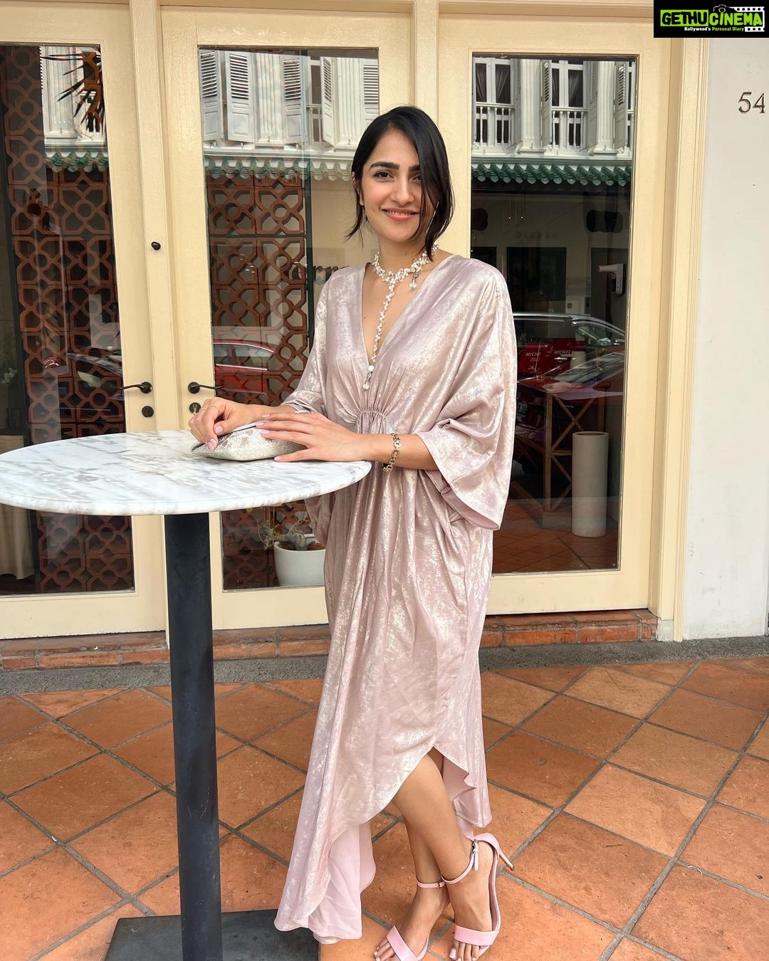 Rukmini Vasanth Instagram - ಮದುವೆ lewk photodump 🩰💗 Revolver SG