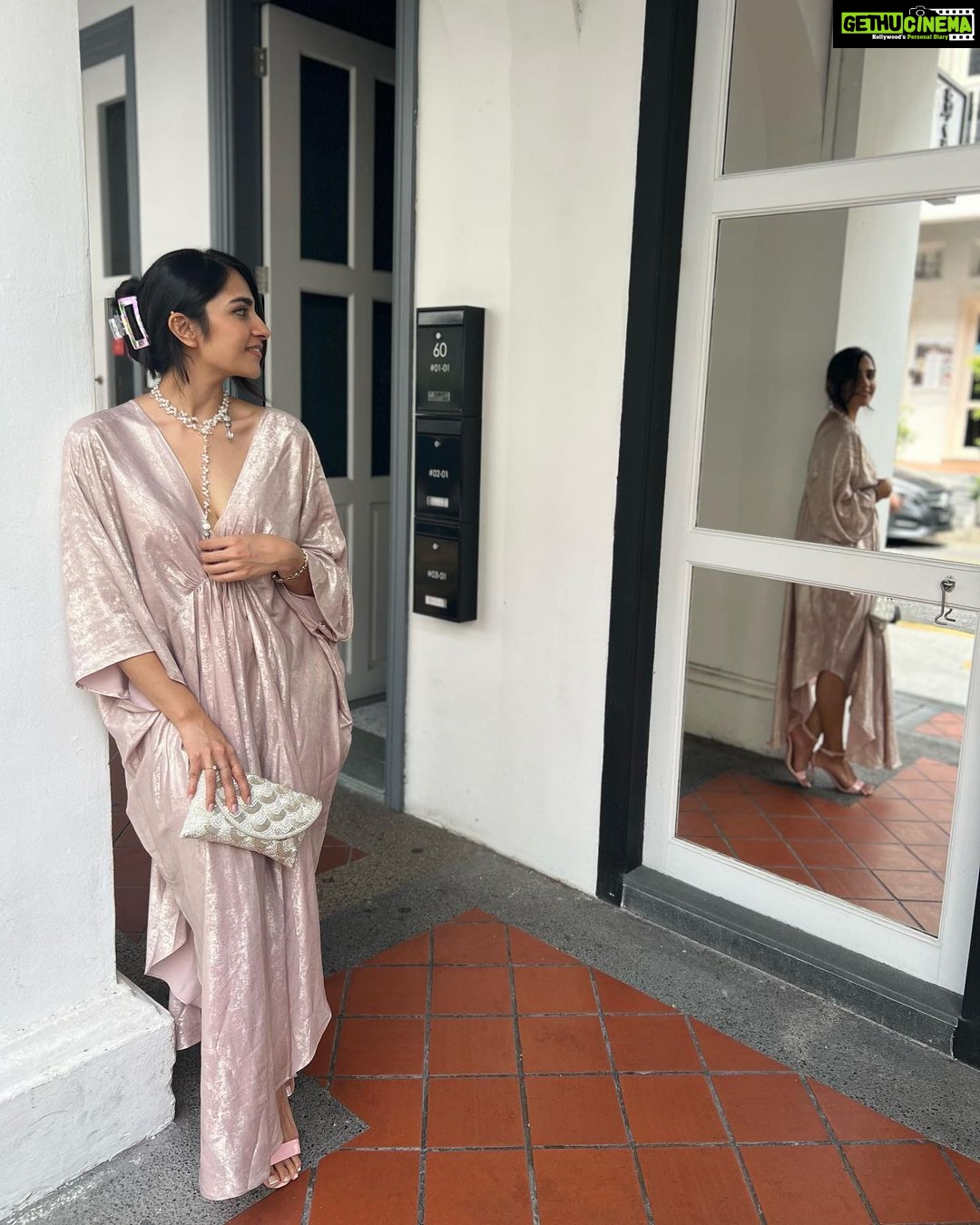 Rukmini Vasanth Instagram - ಮದುವೆ lewk photodump 🩰💗 Revolver SG