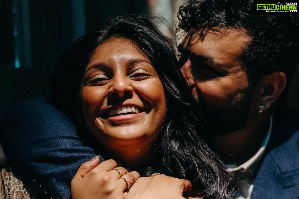 Rukmini Vasanth Instagram - this piece of our hearts got married today and i won’t be any more senti than that, i’ve exceeded my annual sentimentality budget 🥴🤪 lov u @raditi_ and @uday.duggal ❤ #PalsBeingPals #PaneerFrySupremacy #ThisLoveStoryBroughtToYouByHummous 📸 @thegoodcitizen.sg Revolver SG