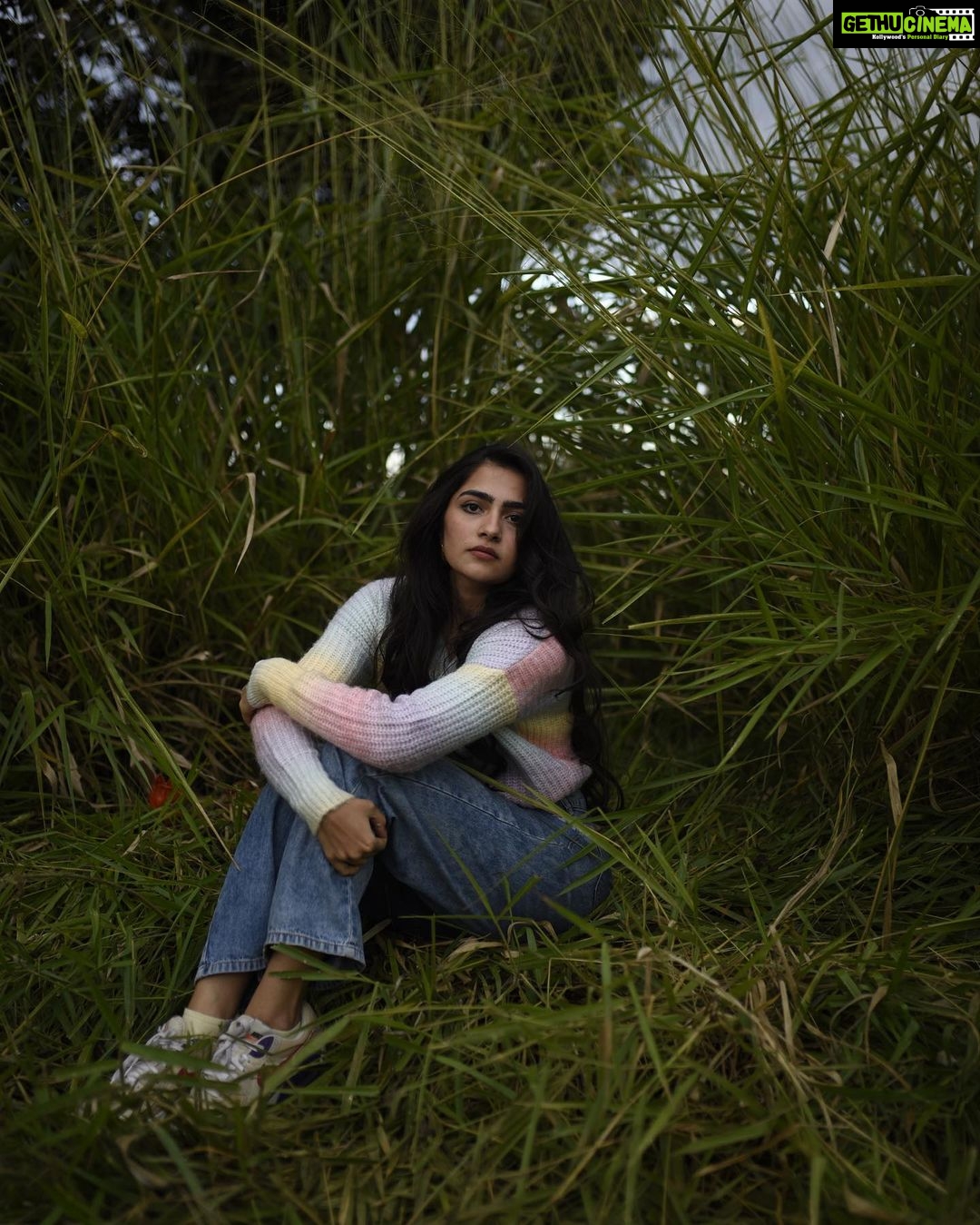 Rukmini Vasanth Instagram - Clearly captions are not my strong suit, here have an emoji 💖 📸 @sab6faces