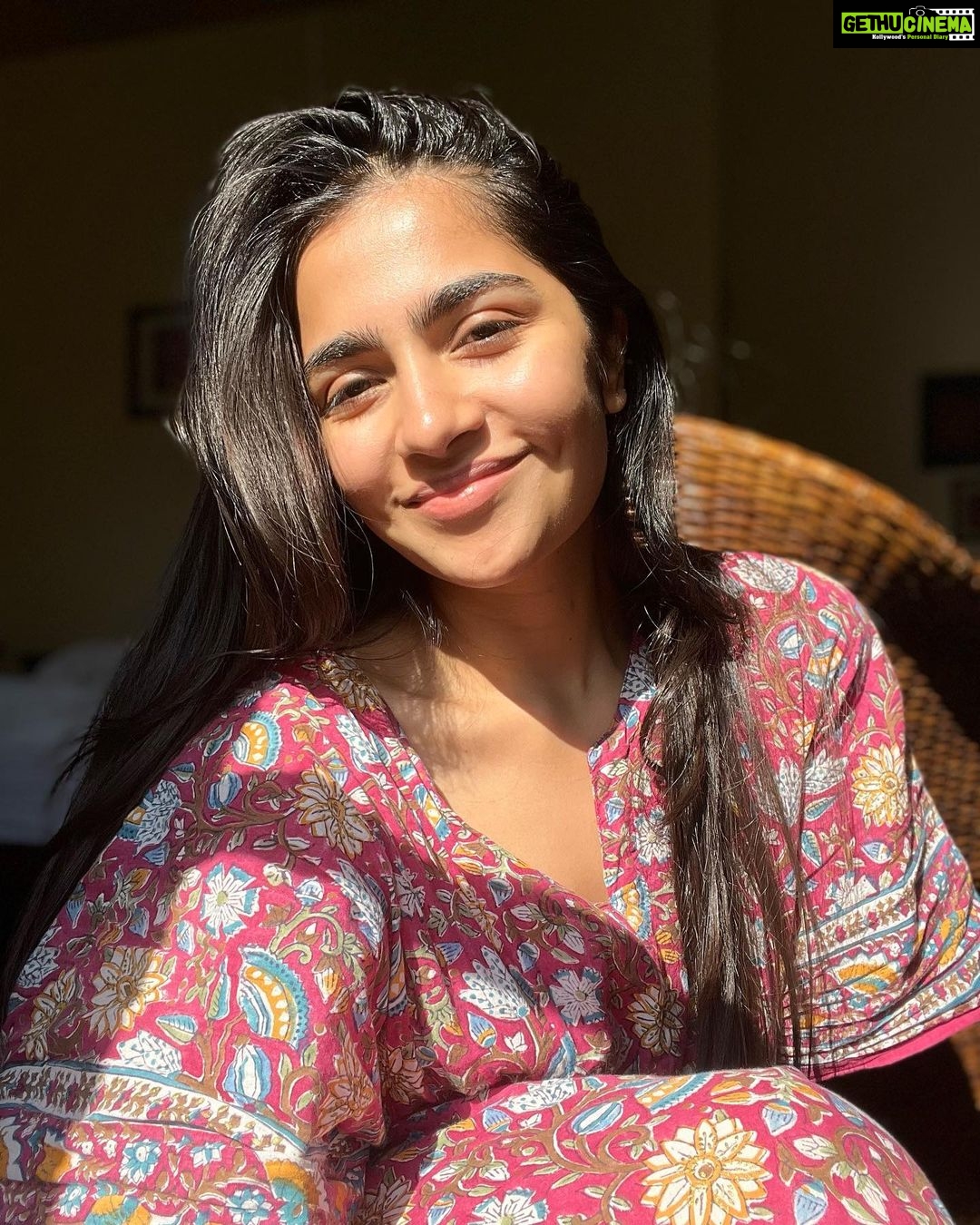 Rukmini Vasanth Instagram - Sunny. Smiley. Swollen-eyed and Sleep-deprived 🥹