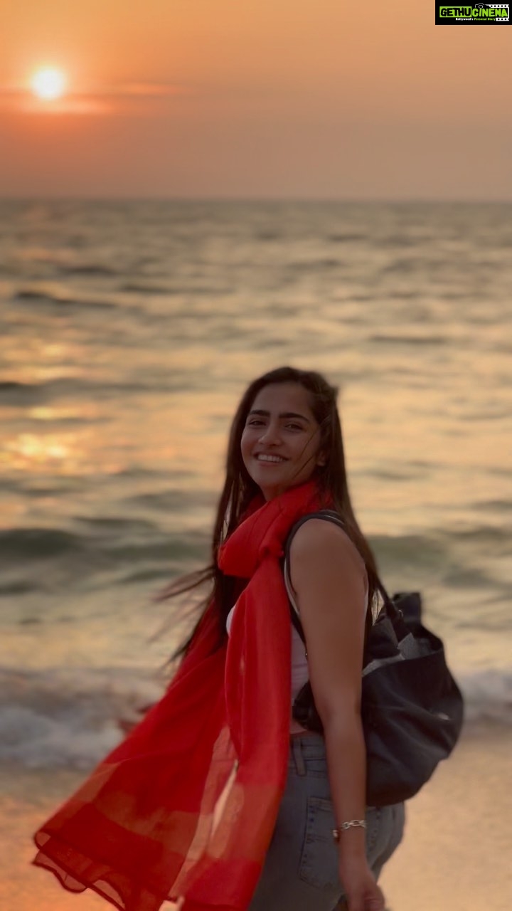 Rukmini Vasanth Instagram - The Goan sun hits different ☀️