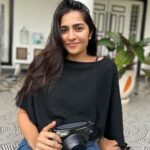 Rukmini Vasanth Instagram - Koppa photodump 🫶🏻🤸🏻‍♀️🥸❤️🐒 because mentally I’m still there #ಮಲೆನಾಡುAfterMyHeart Crepeginger Boutique Homestay