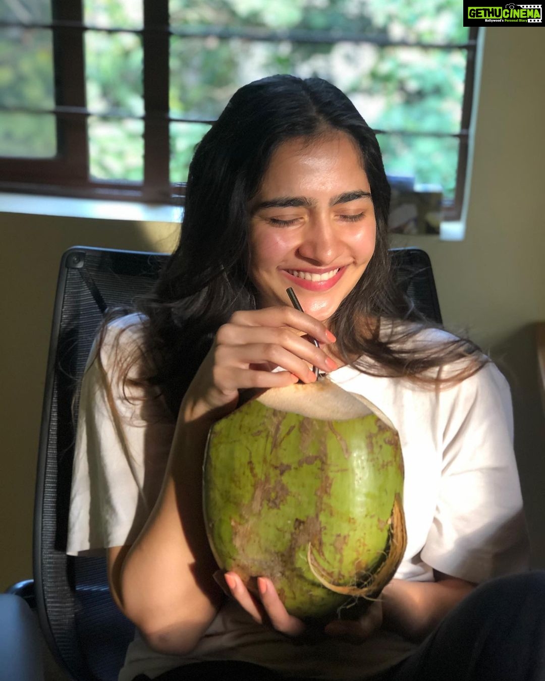 Rukmini Vasanth Instagram - a love story π΄ swipe to see the greatest birthday wish Iβve ever got ππ Ps. Feeling the need to clarify that itβs not my birthday today π