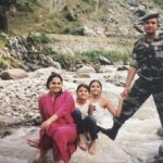 Rukmini Vasanth Instagram - one thing about us, we’ll find a stream wherever we are 🫠✨ Paror, Himachal Pradesh, India