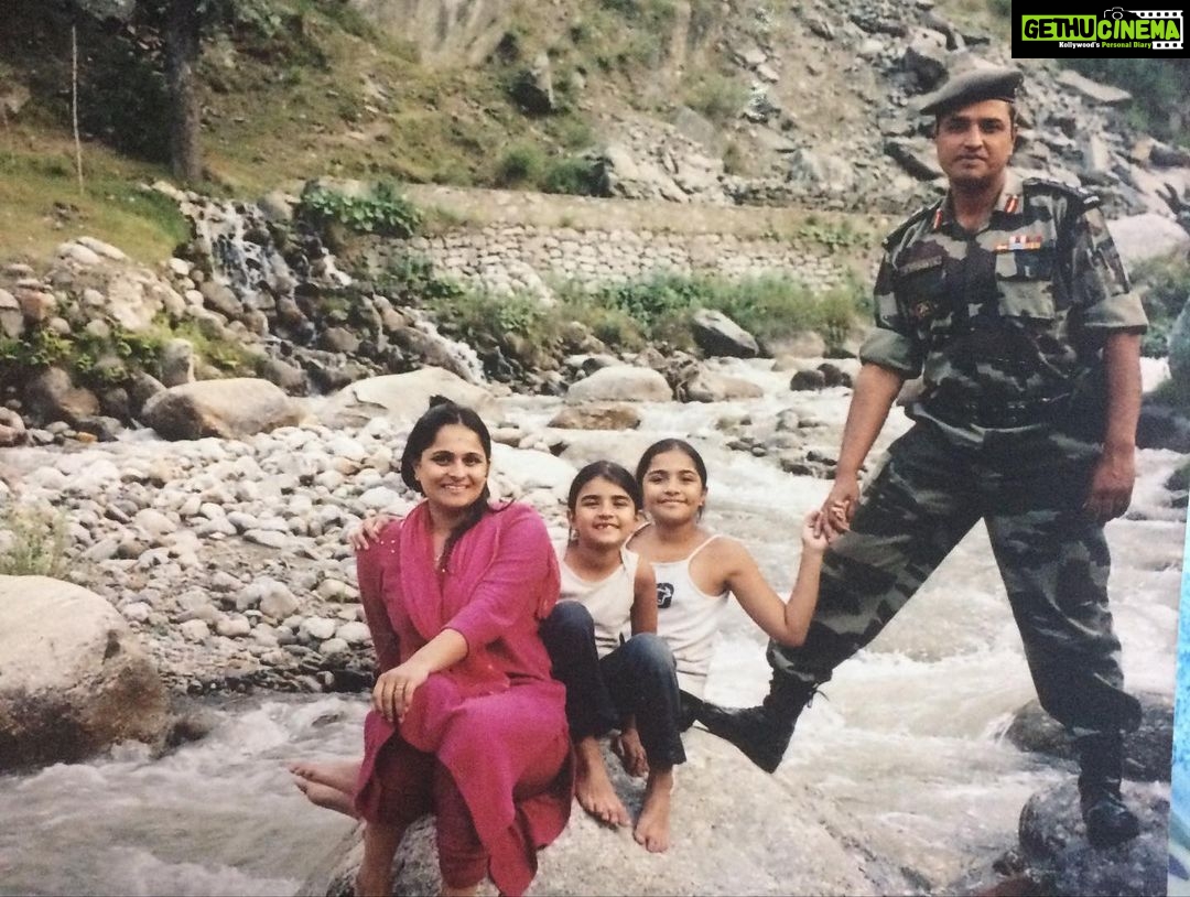Rukmini Vasanth Instagram - one thing about us, we’ll find a stream wherever we are 🫠✨ Paror, Himachal Pradesh, India