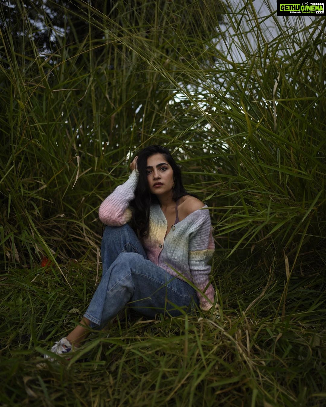 Rukmini Vasanth Instagram - Clearly captions are not my strong suit, here have an emoji 💖 📸 @sab6faces