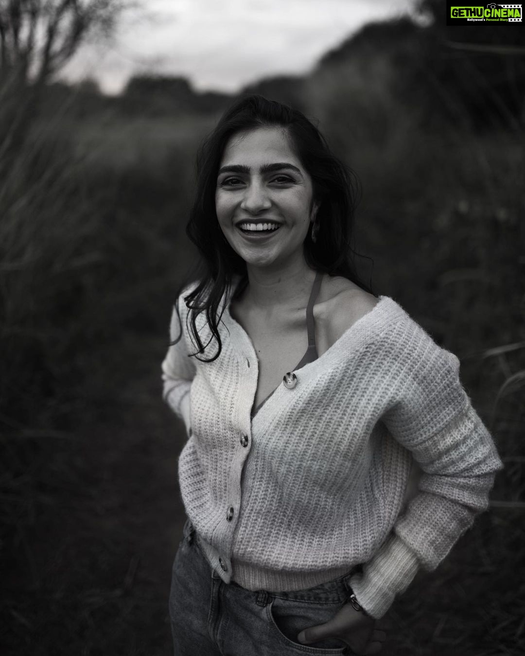 Rukmini Vasanth Instagram - 🐼🐼🐼 📸 @sab6faces #TheReturnOfTheSabsShoot
