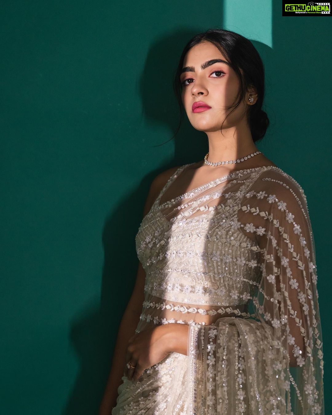 Rukmini Vasanth Instagram - 🕊️🕊️🕊️ Beyond obsessed with this shoot so pls expect some serious spamming 🤍 Photography - @sujaynaidu . Styling - @sujaynaidu . Makeup- @makeupstoriesbygeethanjali . Hair - @shailashankar_hairartist . Outfit - @samyakkclothing . Jewellery- @sriganeshjewellers . Studio - @studiorental_bangalore . Make-up assistant - @makeupstoriesbychaitra . Photography assistant - @naresh_power_king09 . Personal chef and general hype-lady - @harshitha.sujay