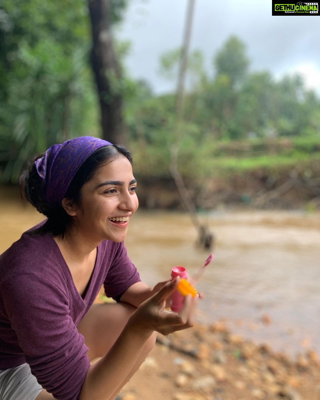 Rukmini Vasanth Instagram - Koppa photodump 🫶🏻🤸🏻♀️🥸❤️🐒 because mentally I’m still there #ಮಲೆನಾಡುAfterMyHeart Crepeginger Boutique Homestay