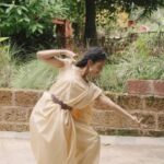 Rukmini Vijayakumar Instagram - Touring the USA this fall, Aug-Nov , with @ambisub in support of @aimforsevausa We will be presenting “Anubhava” Percussion @rohanrhythm Light design @gyandev Video @vivianambrose Will be in Raleigh, Austin, Ft lauterdale, Tampa, Knoxville, Atlanta and Orlando in August. Don’t miss our new show Location courtesy @shankaraa.foundation (Rudraksha) Link in my bio with details of all cities . #bharatanatyam #violin #carnatic #indiandance #indianmusic #dance #classicaldance #indianclassical #ustour