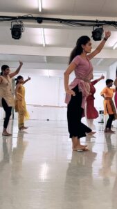 Rukmini Vijayakumar Instagram - A small clipping from the workshop in Switzerland… 

We now have the choreography of “Ranjanimala” available on the online program www.theraadhakalpamethod.com alongside a lot of other theory, strength training, flexibility work and repertoire…. 

The music is also available on most music platforms in the Raadha Kalpa Essentials album. 

Workshop with @shalishescalled 

#bharatanatyam #raadhakalpa #indiandance #workshop #bharatnatyam