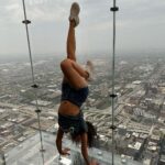 Rukmini Vijayakumar Instagram - I’ve been to Chicago several times…. But this is the first time that I spent a day doing all the touristy things… and I loved it 😁 #skydeck #chicago #navypier #willistower #visitchicago #dancerlife #tour Skydeck Chicago