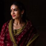Rukmini Vijayakumar Instagram – And I’m off. Next weekend of performances of ANUBHAVA. Dayton, OH; Adelphi NYC; & saylorsburg . Check www.aimforseva.org for details 

Day 50: #100daysofinnergrowth I’m finding that it’s not really learning what to say,  but learning when to remain silent that is most important. We often speak before we think… and taking that step back and choosing to remain silent is becoming my first step in learning this valuable lesson. I don’t succeed all the time. But even the few times that I do, it makes a world of difference to the outcome of an interaction. 

Photo @sunnyjagesar 
#dance #dancerlife #innergrowth