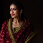 Rukmini Vijayakumar Instagram - And I’m off. Next weekend of performances of ANUBHAVA. Dayton, OH; Adelphi NYC; & saylorsburg . Check www.aimforseva.org for details Day 50: #100daysofinnergrowth I’m finding that it’s not really learning what to say, but learning when to remain silent that is most important. We often speak before we think… and taking that step back and choosing to remain silent is becoming my first step in learning this valuable lesson. I don’t succeed all the time. But even the few times that I do, it makes a world of difference to the outcome of an interaction. Photo @sunnyjagesar #dance #dancerlife #innergrowth