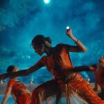 Rukmini Vijayakumar Instagram - Come celebrate this navratri with us!! Only four days for “The Goddess” in #Chennai . Get your tickets soon! Chennai October 20th Bangalore November 10th Hyderabad December 17th Ticket links in my bio @cycle.in_ presents @raadhakalpa ‘s production to celebrate the 75th Anniversary. Supported by @cycle.in_ Choreography @dancerukmini Music production @ambisub Featuring artists and composers: @raghuramvocals @ambisub @shyam_rhythmgam @khanjiraboy Dancers: @padmashree.ks @vadhani.asokan @priya.classical @samyukthajujare @anushayash @surabhigopal reanna & manasvee @raadhakalpa Video @vivianambrose Light design @gyandev #thefemale #goddess #devi #maharajni #sundari #divinity #indianculture #bharatanatyam #karanas #bharatnatyam
